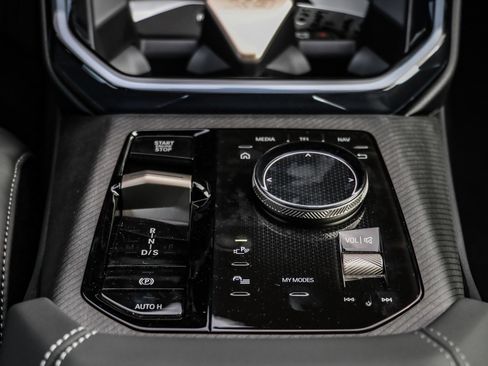 New 2025 BMW X3 xDrive30i w/ Premium Package image 11