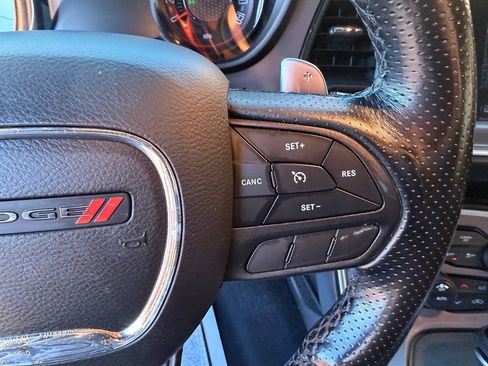 Used 2022 Dodge Challenger R/T image 19