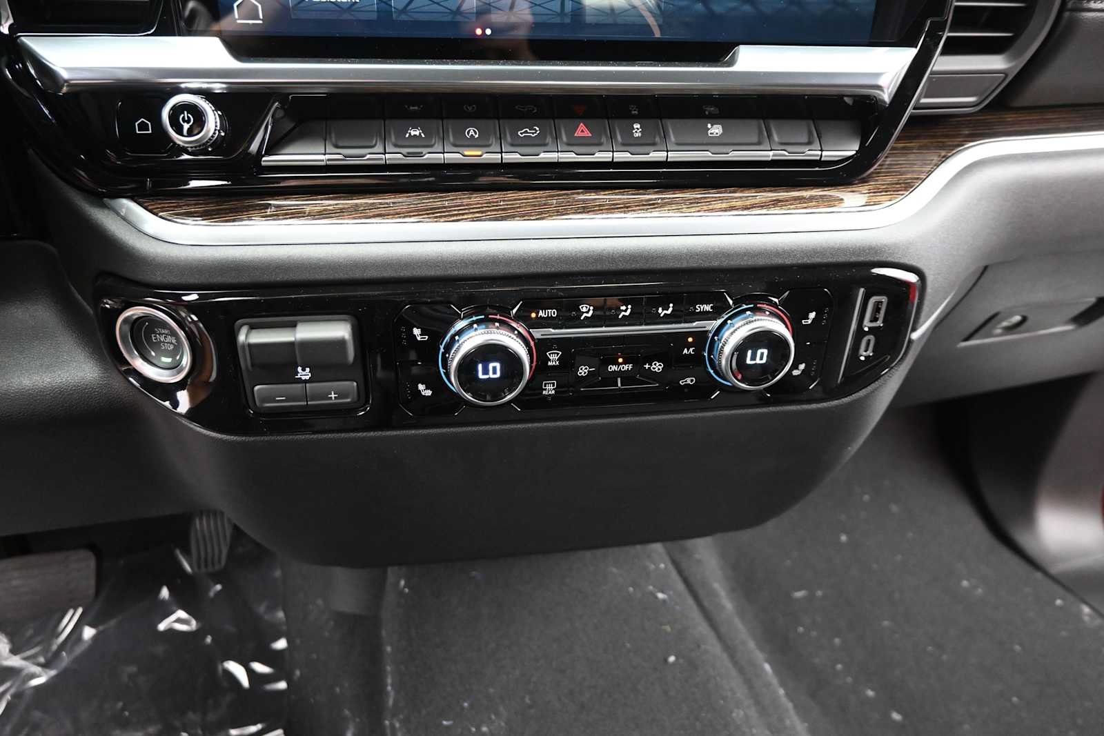 New 2026 GMC Sierra 1500 Elevation w/ Max Trailering Package AWD/4WD image 20