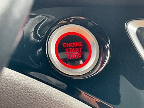 Used 2019 Honda Pilot Elite image 27