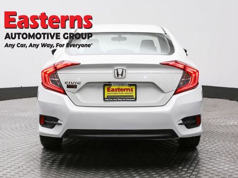 Used 2016 Honda Civic EX image 6