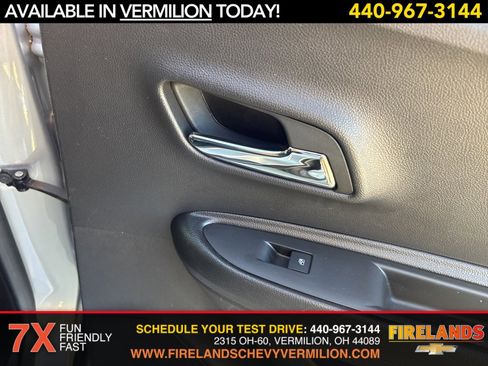 Certified 2022 Chevrolet Trax LT w/ LT Convenience Package image 30