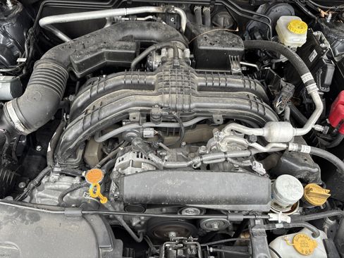 Used 2024 Subaru Crosstrek 2.0i Premium image 33