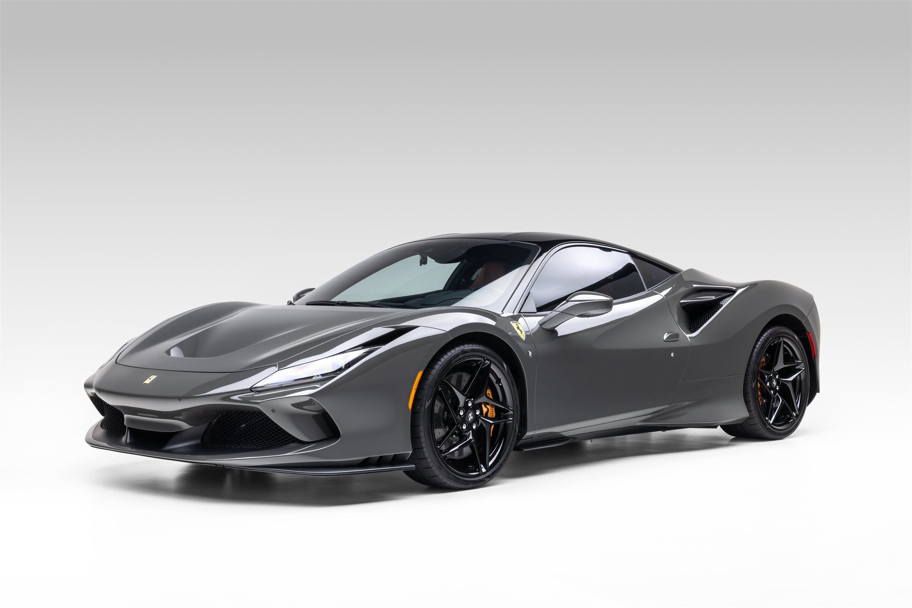Certified 2022 Ferrari F8 Tributo RWD image 2