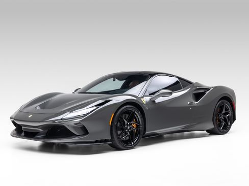 Certified 2022 Ferrari F8 Tributo RWD image 2