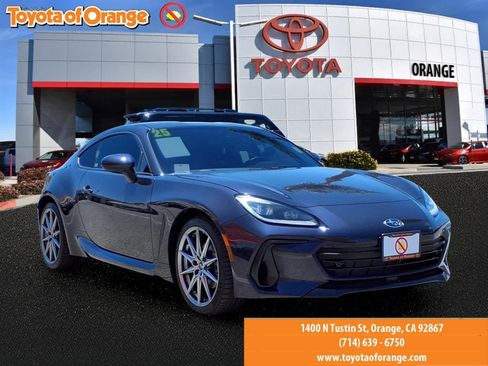Used 2025 Subaru BRZ Limited RWD image 1