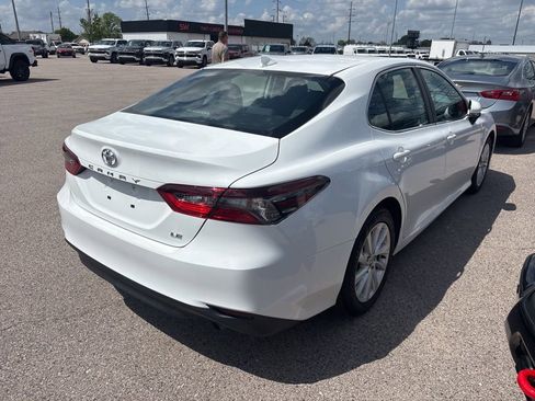 Used 2023 Toyota Camry LE image 4
