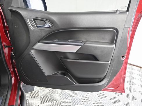 Used 2018 Chevrolet Colorado ZR2 image 13