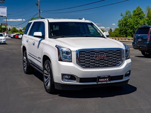 Used 2019 GMC Yukon Denali w/ Denali Ultimate Package AWD/4WD image 2