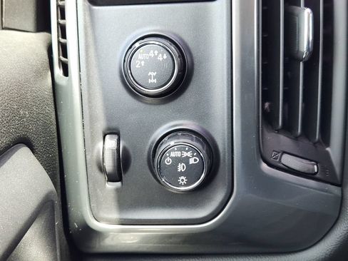 Used 2017 Chevrolet Silverado 1500 LT w/ All Star Edition AWD/4WD image 21