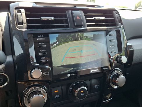 Certified 2021 Toyota 4Runner TRD Off-Road Premium w/ Moonroof Package AWD/4WD image 21