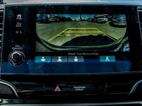 Used 2022 Honda Pilot Black Edition image 31
