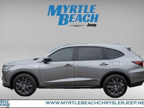 Used 2023 Acura MDX A-Spec image 3