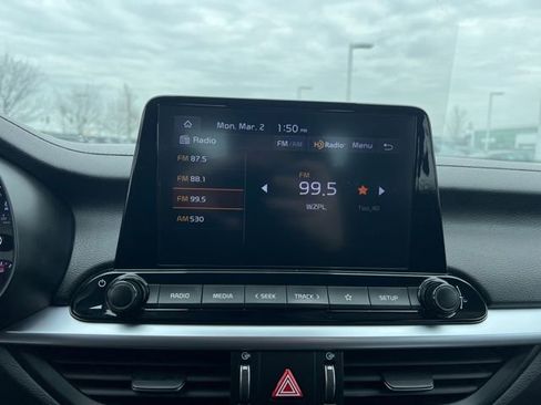 Certified 2022 Kia Forte LXS w/ LXS Technology Package image 17