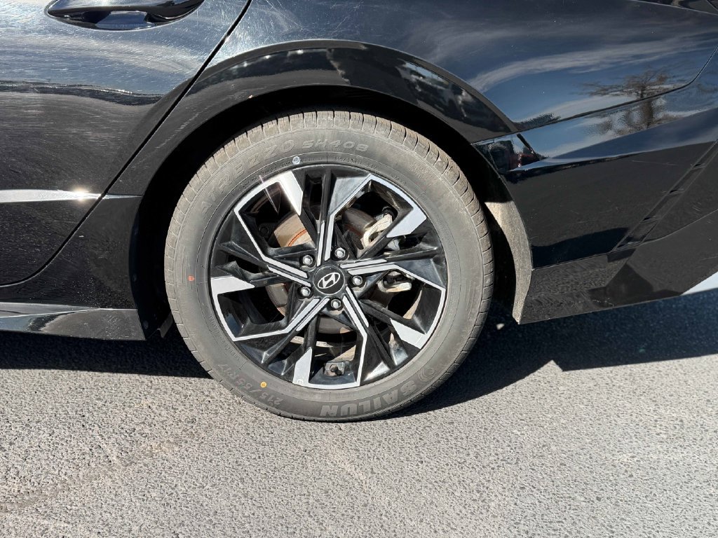 Used 2025 Hyundai Sonata SEL FWD image 14