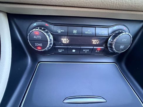 Used 2017 Mercedes-Benz CLA 250 4MATIC image 23