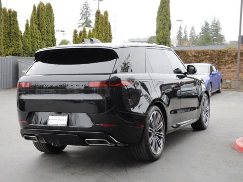 New 2026 Land Rover Range Rover Sport Dynamic SE image 7