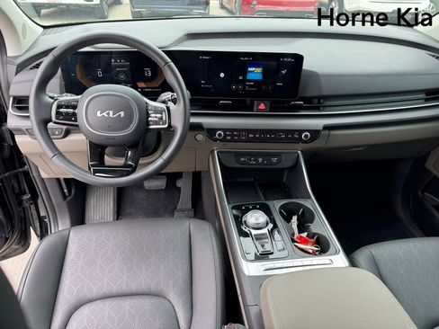 New 2026 Kia Carnival EX image 13