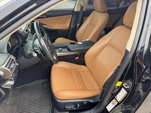 Used 2016 Lexus IS 200t w/ Navigation System Package image 9
