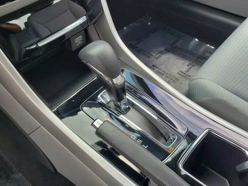Used 2016 Honda Accord LX image 24