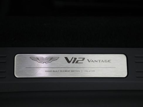 Used 2023 Aston Martin V12 Vantage Roadster image 26