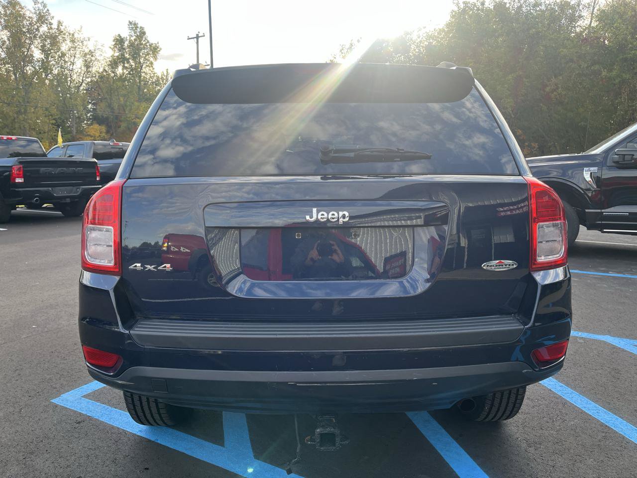 Used 2012 Jeep Compass Sport AWD/4WD image 6