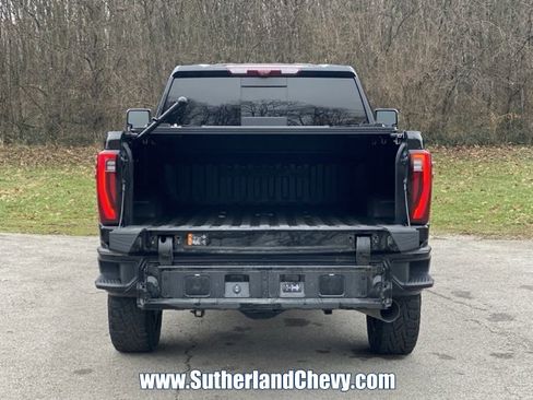 Used 2024 GMC Sierra 2500 Denali Ultimate w/ Max Trailering Package image 17
