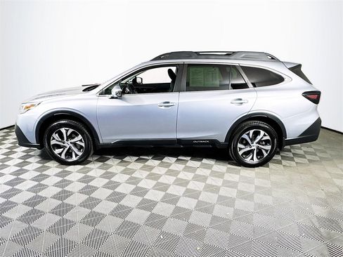 Used 2021 Subaru Outback Limited XT image 4