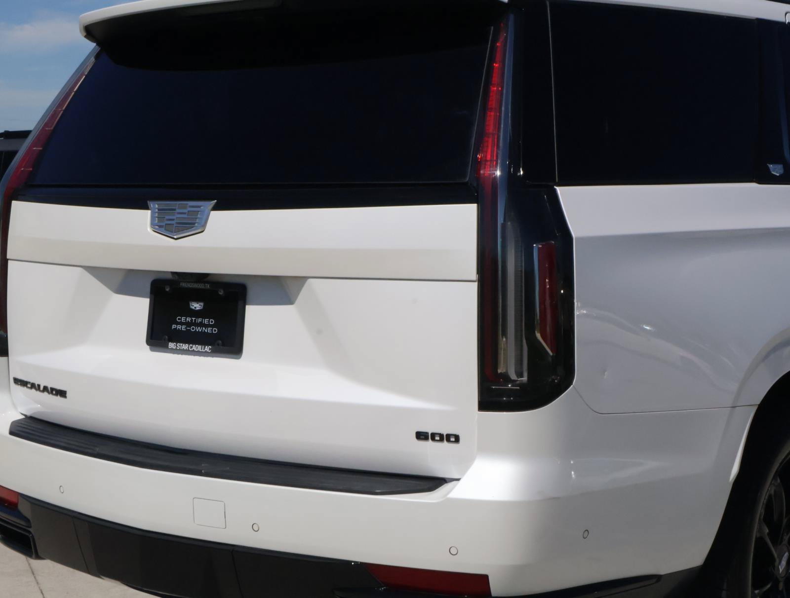 Certified 2023 Cadillac Escalade Sport Platinum w/ LPO, ONYX Package AWD/4WD image 9