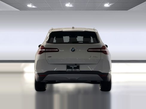 Used 2026 BMW X3 xDrive30i w/ Premium Package AWD/4WD image 9