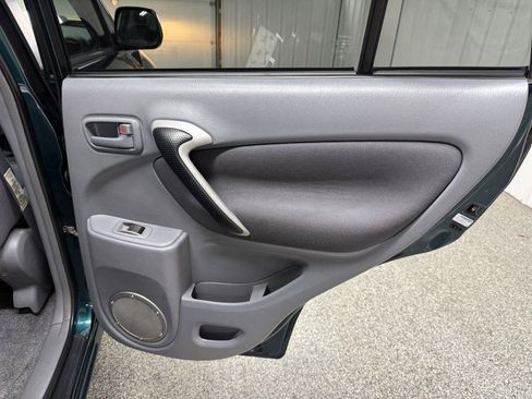 Used 2002 Toyota RAV4 2WD image 24