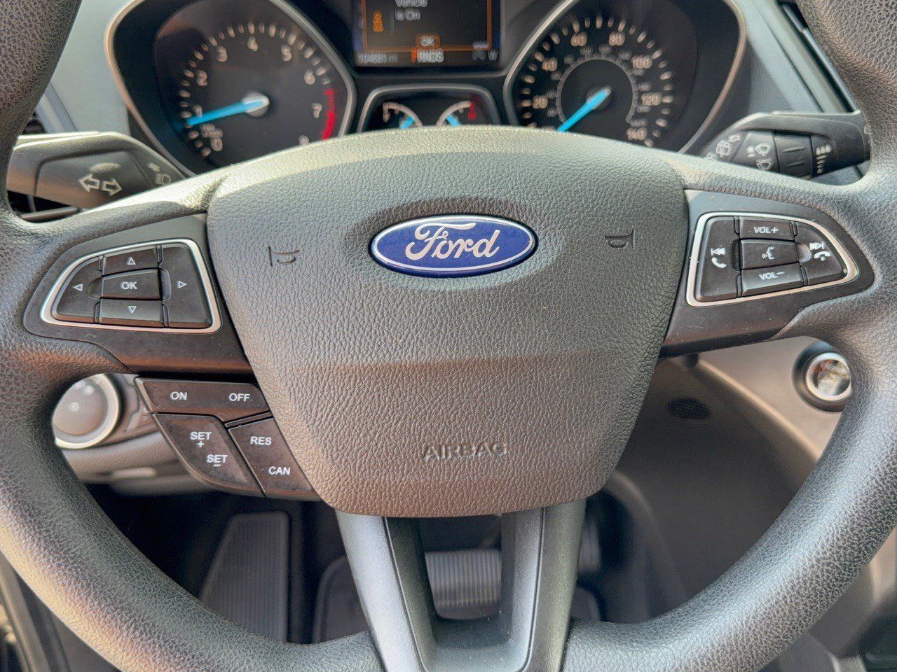 Used 2019 Ford Escape SE FWD image 10