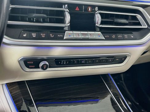 Used 2020 BMW X5 xDrive40i w/ Convenience Package AWD/4WD image 16