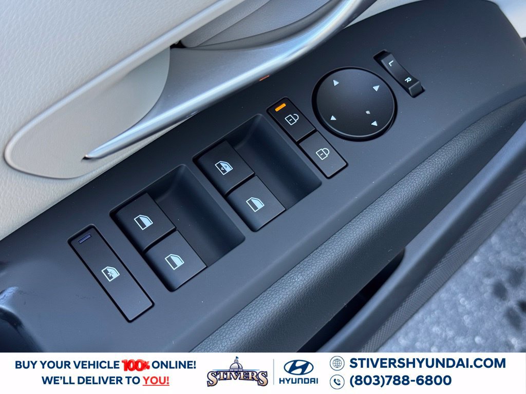 New 2026 Hyundai Tucson SE w/ Tow & Go Package FWD image 23