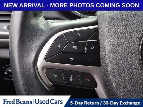 Used 2018 Jeep Grand Cherokee Laredo image 21