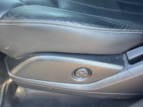 Used 2016 Mercedes-Benz GL 450 4MATIC image 4