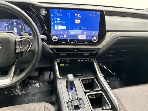 Used 2025 Lexus TX 350 AWD image 31