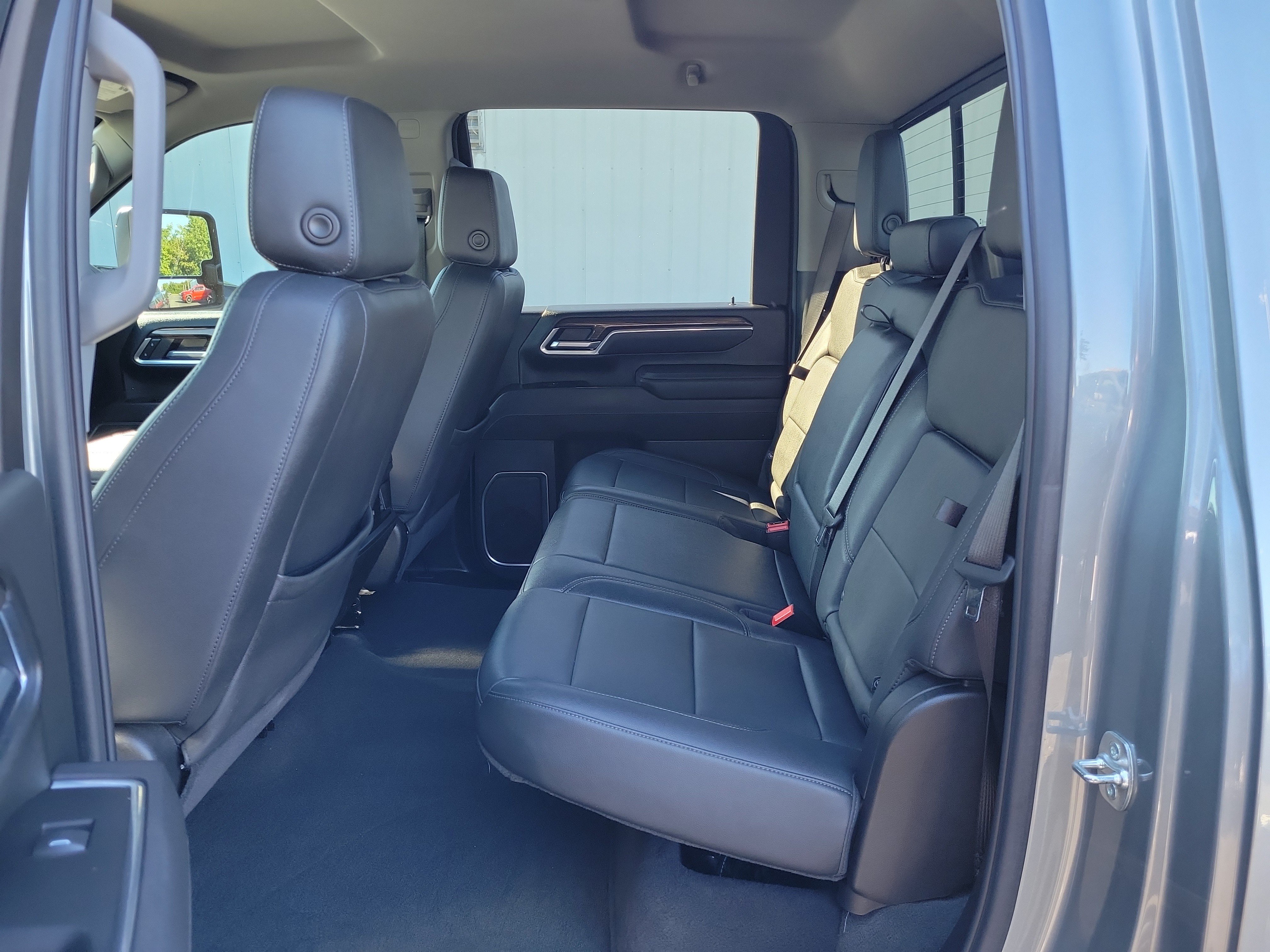 Used 2025 Chevrolet Silverado 2500 LT w/ Texas Edition AWD/4WD image 12