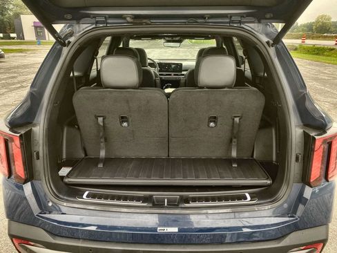 Used 2024 Kia Sorento SX Prestige image 21