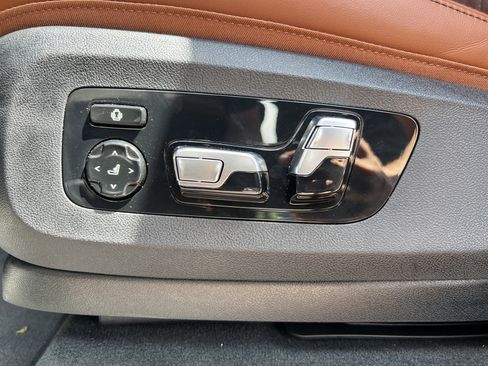 Used 2026 BMW X5 xDrive50e AWD/4WD image 40