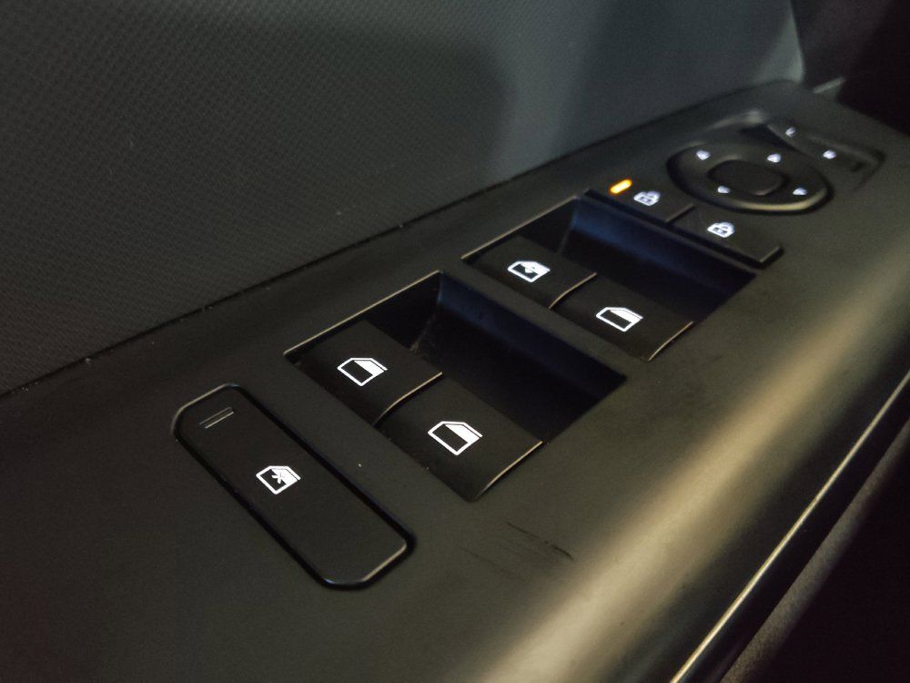 Used 2025 Kia K4 FWD image 27