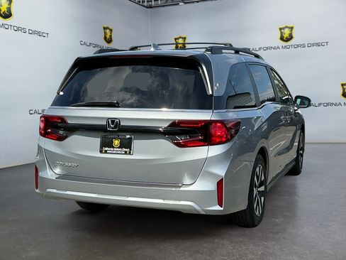 Used 2025 Honda Odyssey EX-L image 5