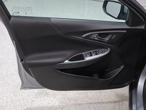Used 2024 Chevrolet Malibu LT FWD image 13