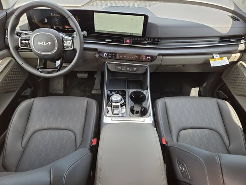 New 2026 Kia Carnival EX FWD image 20