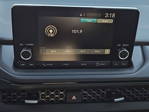 Certified 2025 Honda Accord SE image 16