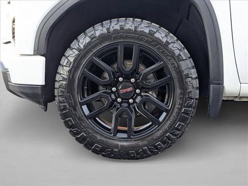 Used 2023 GMC Sierra 1500 Elevation image 25