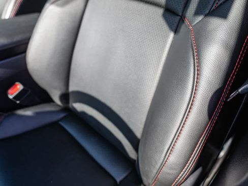 Used 2021 Toyota RAV4 SE w/ Weather & Moonroof Package image 23