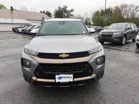 Used 2023 Chevrolet TrailBlazer ACTIV w/ Convenience Package AWD/4WD image 2