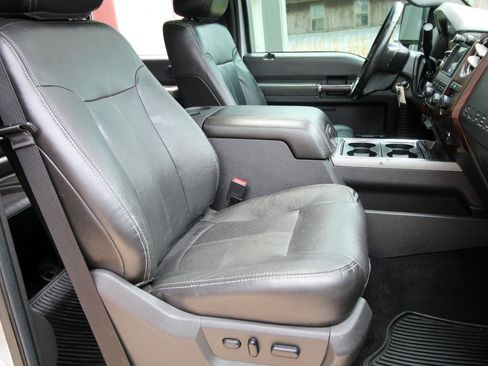 Used 2012 Ford F250 Lariat w/ Lariat Ultimate Pkg image 41