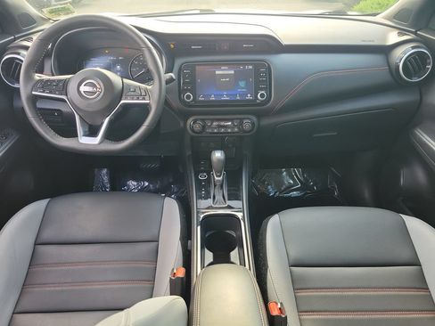 Certified 2023 Nissan Kicks SR w/ SR Premium Package FWD image 11